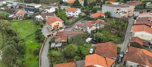 Дом с 7 спальнями в Гимарайнш, Португалия № 177319 28