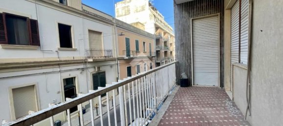 Apartamento de 5 habitaciónes en Lecce, Italy No. 275353 7