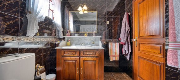 4 bedrooms House in Almeirim, Portugal No. 188701 21