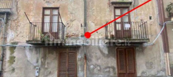 3 bedrooms Apartment in Montemaggiore Belsito, Italy No. 291404 3