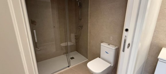 4 bedrooms Duplex in Sabadell, Spain No. 182145 2