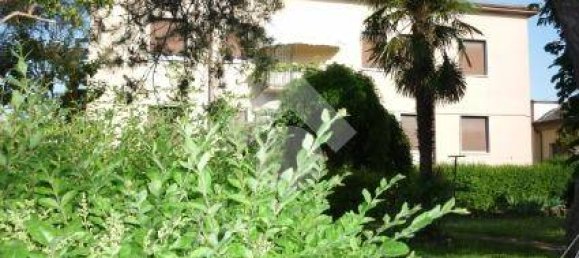 Villa de 6 dormitorios en Isola della Scala, Italy No. 272935 3