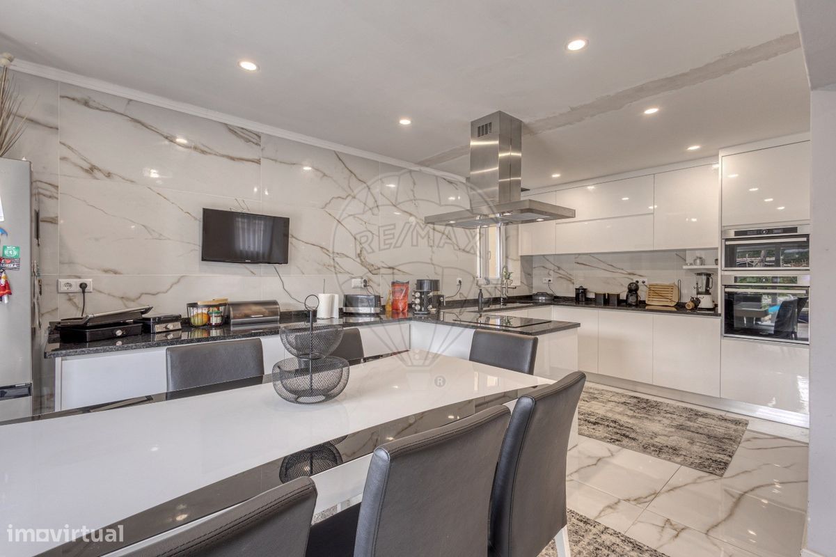 4 bedrooms House in Matosinhos, Portugal No. 291098