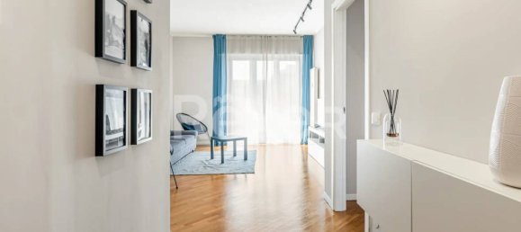 Квартира с 3 комнатами в Корсико, Италия № 181200 2