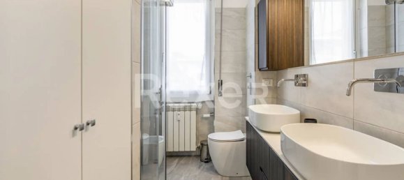 Квартира с 3 комнатами в Корсико, Италия № 181200 13