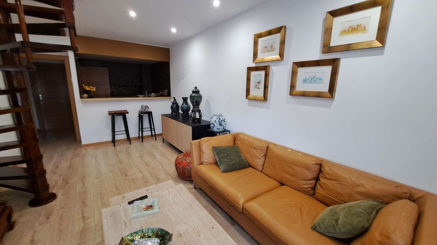 2 bedrooms Apartment in Zaragoza, Spain No. 199836