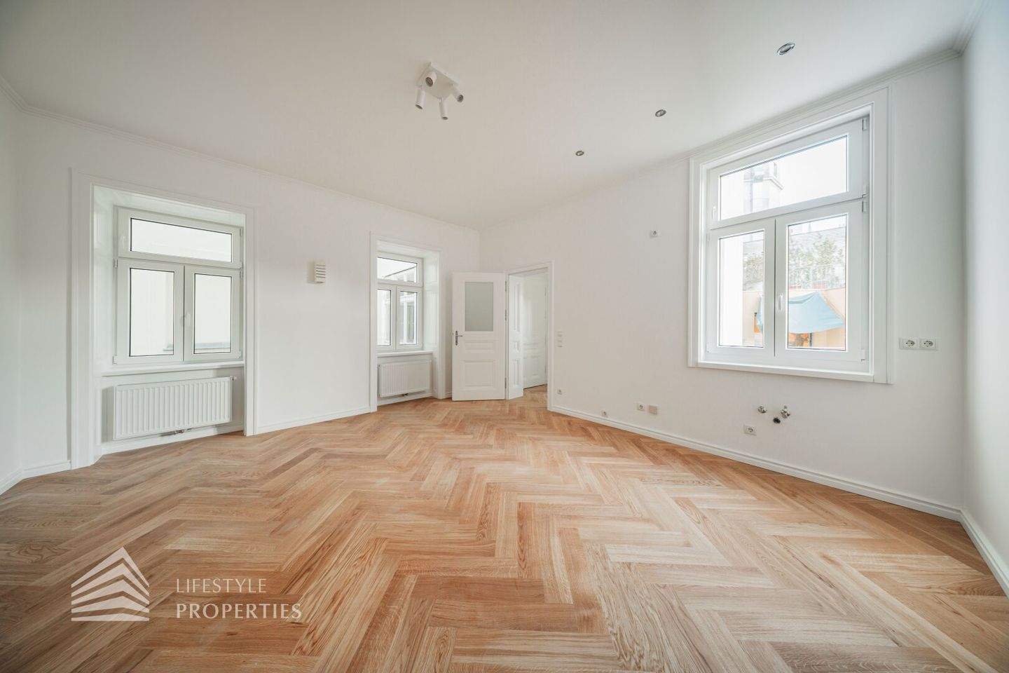 2غرفة شقة في Neubau, Austria رقم 247859