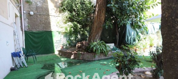 8 bedrooms Apartment in Naples, Italy No. 285859 27