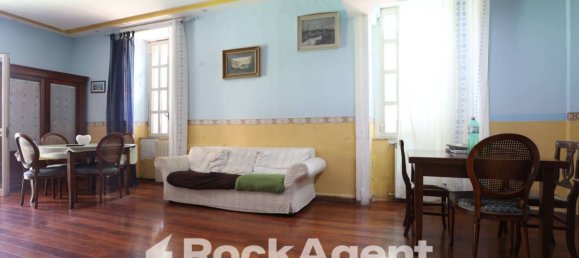 8 bedrooms Apartment in Naples, Italy No. 285859 8