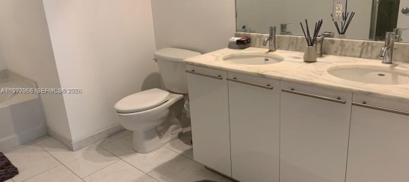 2 dormitorios propiedad comercial en venta en Miami, Miami-Dade, Florida, USA № 615184 2