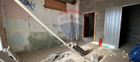 2 Schlafzimmer Wohnung in Pomezia, Italy, Nr. 52533 12