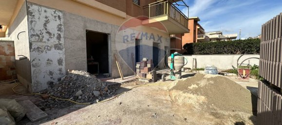 2 Schlafzimmer Wohnung in Pomezia, Italy, Nr. 52533 22