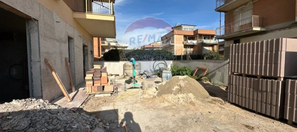 2 Schlafzimmer Wohnung in Pomezia, Italy, Nr. 52533 21