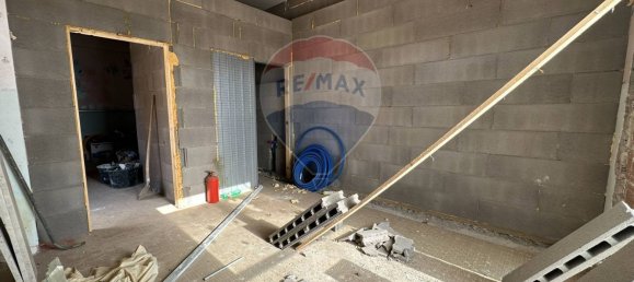 2 Schlafzimmer Wohnung in Pomezia, Italy, Nr. 52533 13