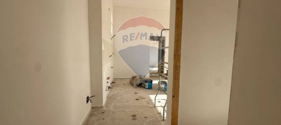 2 Schlafzimmer Wohnung in Pomezia, Italy, Nr. 52533 41