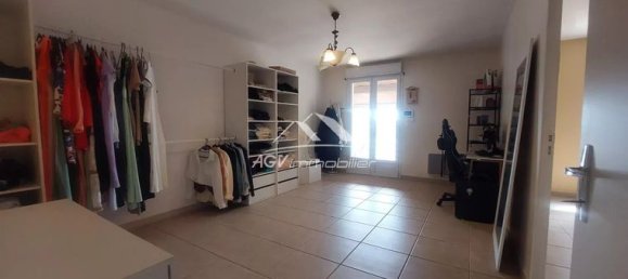 Gewerbliche Immobilie in Gard, France 900m², Nr. 279186 19