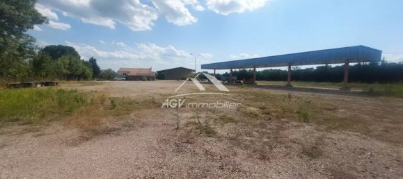 Gewerbliche Immobilie in Gard, France 900m², Nr. 279186 13