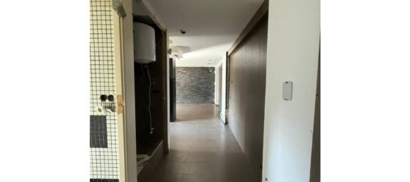 Квартира с 3 спальнями в Сан-Марти, Испания № 189077 23