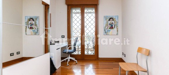 3 bedrooms Apartment in Rome, Italy No. 336650 18