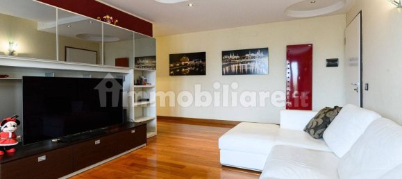 3 bedrooms Apartment in Rome, Italy No. 336650 6