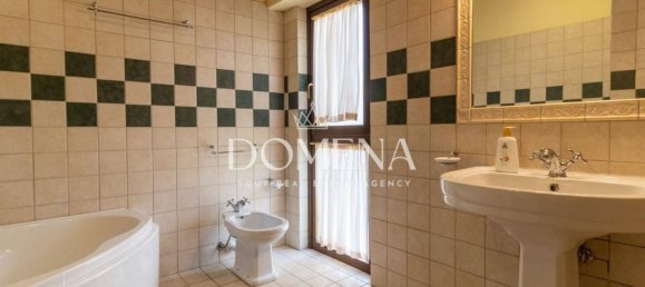 3 Schlafzimmer Haus in Siena, Italy, Nr. 236348 34