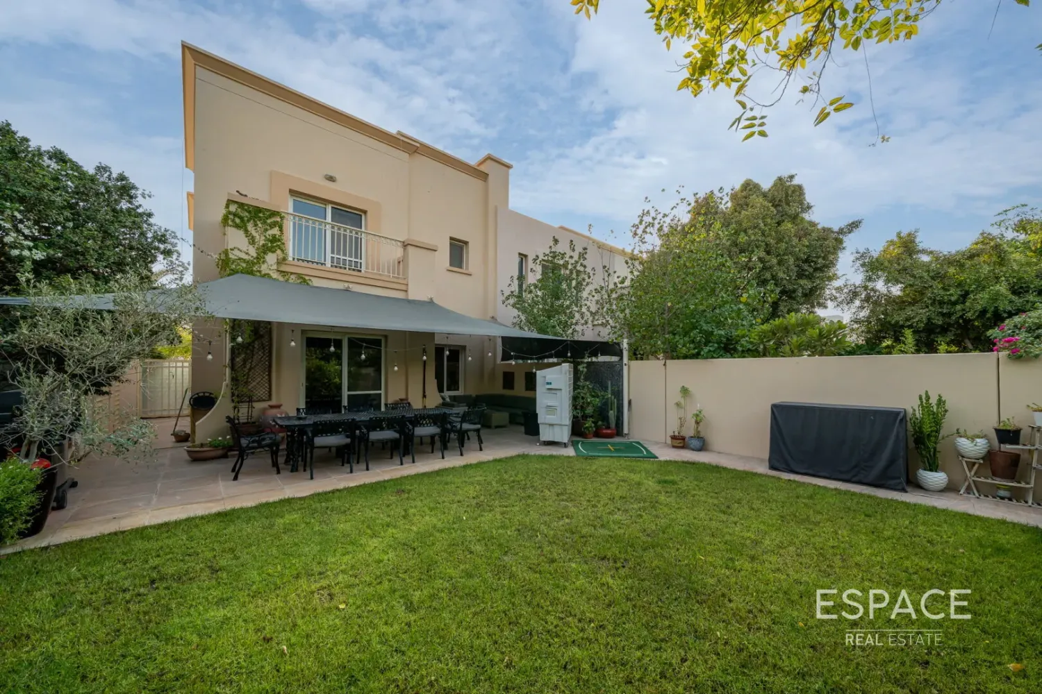 Vivenda T3 em The Springs, UAE N.º 105902