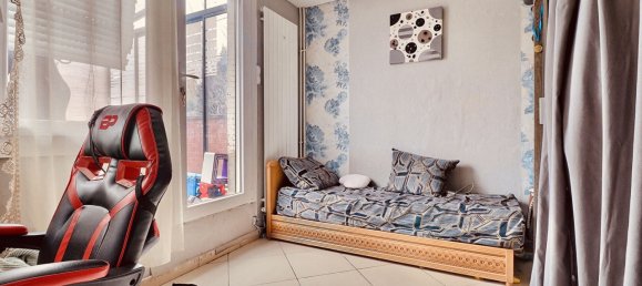 Casa de 4 dormitorios en Loos, France No. 69599 8