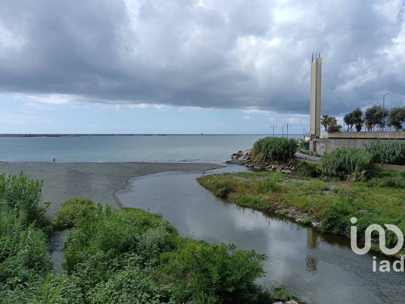 5 rooms Commercial property in Genoa, Italy No. 311434