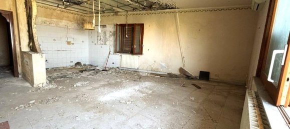 2 Schlafzimmer Haus in Reggio Calabria, Italy, Nr. 265868 6