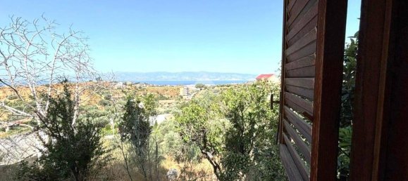 2 Schlafzimmer Haus in Reggio Calabria, Italy, Nr. 265868 9