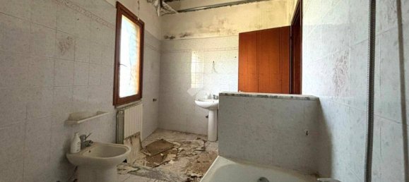 2 Schlafzimmer Haus in Reggio Calabria, Italy, Nr. 265868 12