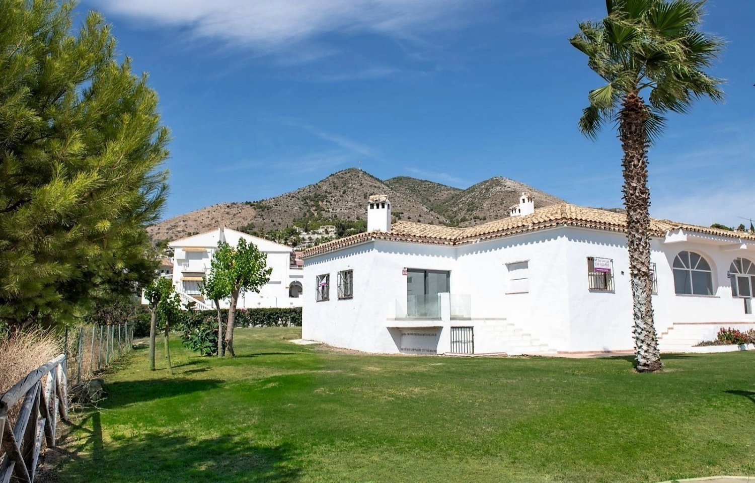  عقار تجاري في Benalmadena, Spain 363متر مربع رقم 24009