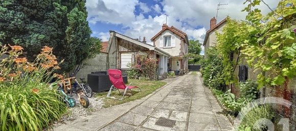 4 bedrooms House in Saint-Julien-les-Villas, France No. 273607 6