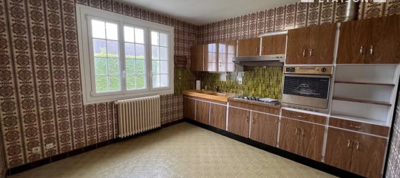 Casa de 5 dormitorios en Saint-Sulpice-de-Pommeray, France No. 71133 12