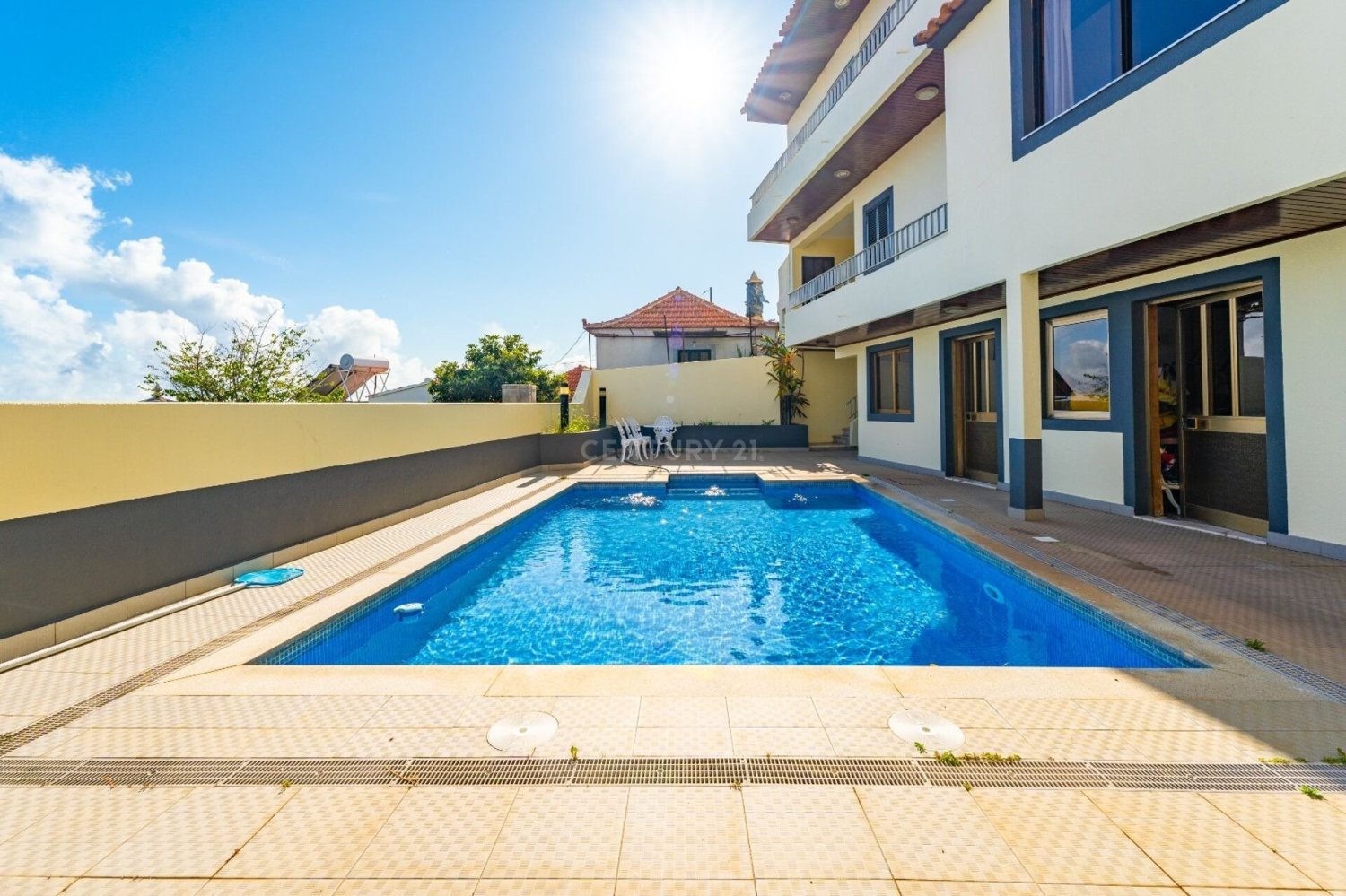 4 bedrooms Villa in Calheta, Portugal No. 126520