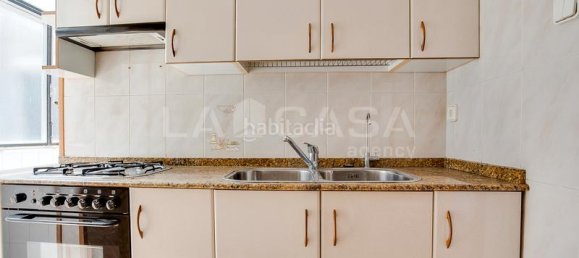 2 chambres Penthouse à Sants-Montjuic, Spain No. 187082 34