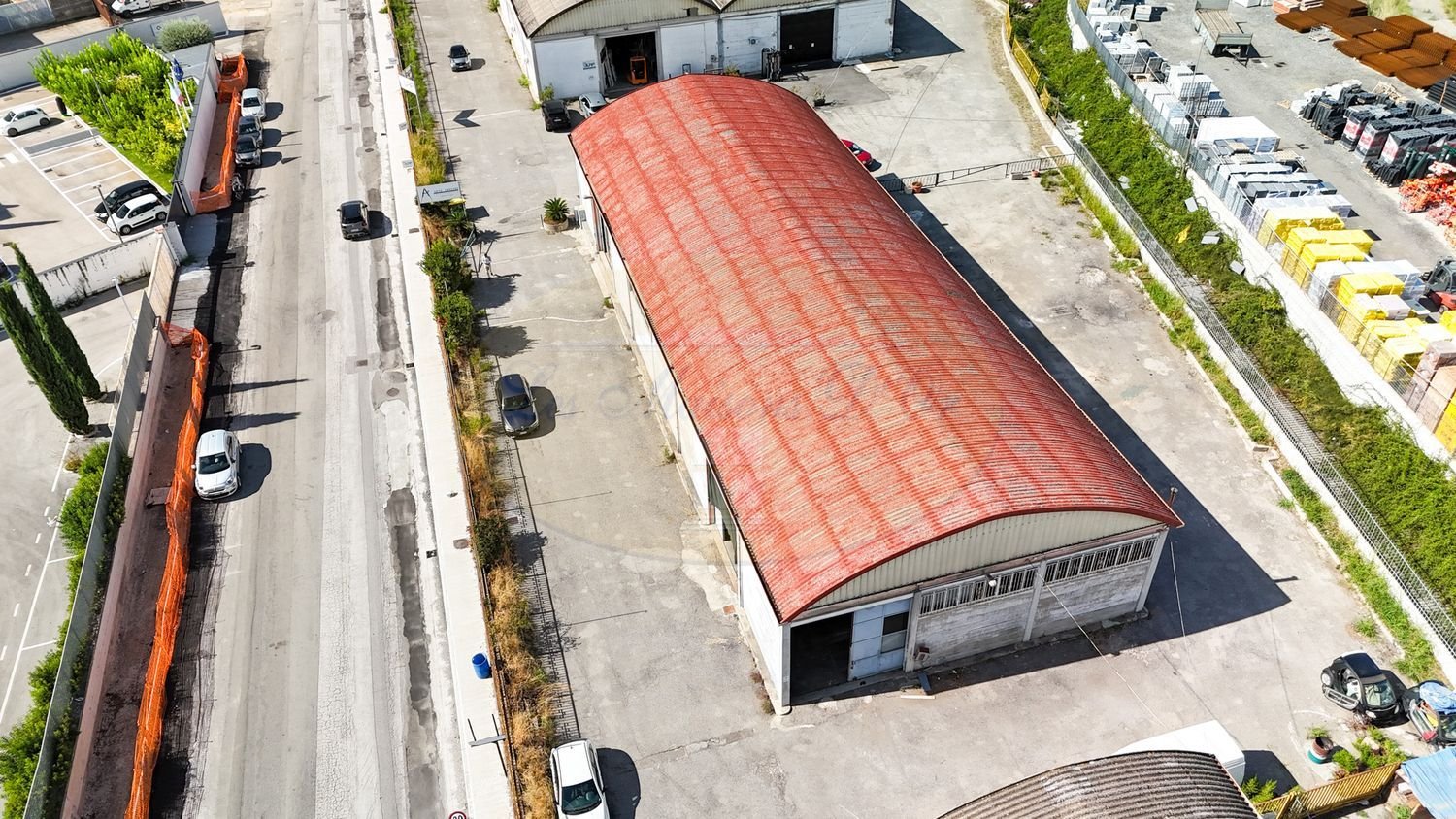620m² Warehouse in Salerno, Italy No. 343302