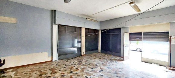 75m² Commercial property in Pioltello, Italy No. 71099 5