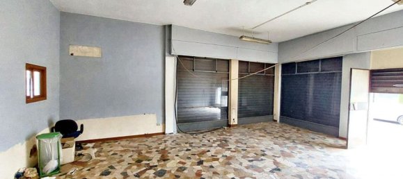 75m² Commercial property in Pioltello, Italy No. 71099 7