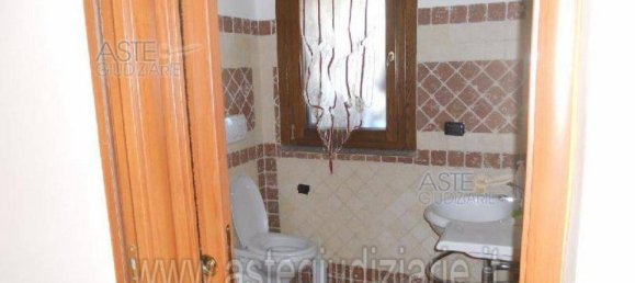 3 Schlafzimmer Wohnung in Pomezia, Italy, Nr. 192060 24