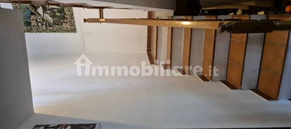 Apartamento de 2 dormitorios en Ocre, Italy No. 84244 16