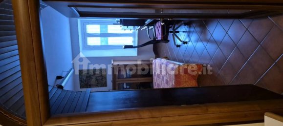 Apartamento de 2 dormitorios en Ocre, Italy No. 84244 11