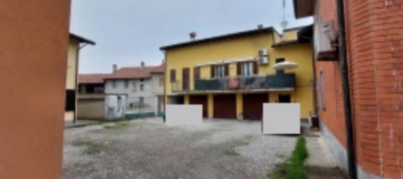 Apartamento de 3 habitaciónes en Gerenzago, Italy No. 186407 3