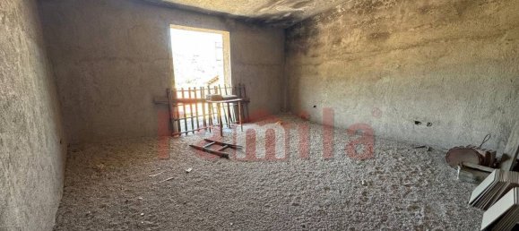 4 rooms Apartment in Mugnano del Cardinale, Italy No. 293037 6