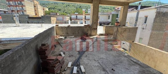 4 rooms Apartment in Mugnano del Cardinale, Italy No. 293037 3