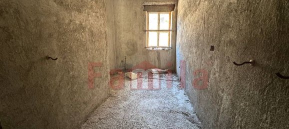 4 rooms Apartment in Mugnano del Cardinale, Italy No. 293037 7