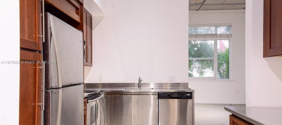 1 Schlafzimmer Gewerbliche Immobilien in Miami, USA, Nr. 614709 11