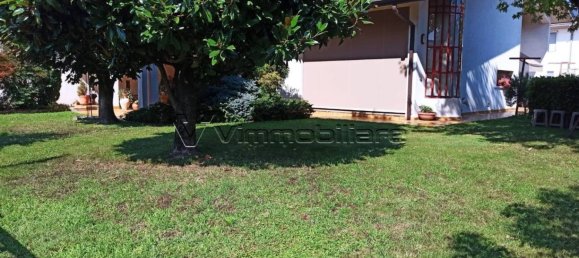 3 bedrooms Villa in Barbarano Mossano, Italy No. 268209 16