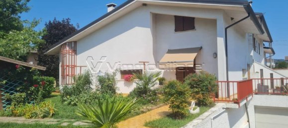 3 bedrooms Villa in Barbarano Mossano, Italy No. 268209 12