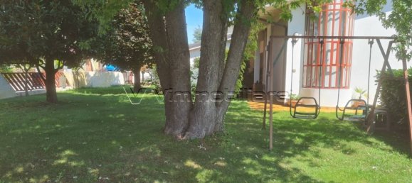 3 bedrooms Villa in Barbarano Mossano, Italy No. 268209 14